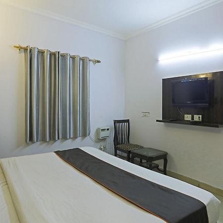 Airport Samara Inn นิวเดลี ภายนอก รูปภาพ