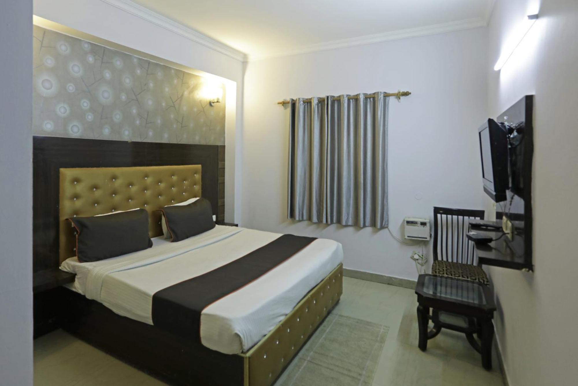 Airport Samara Inn นิวเดลี ภายนอก รูปภาพ